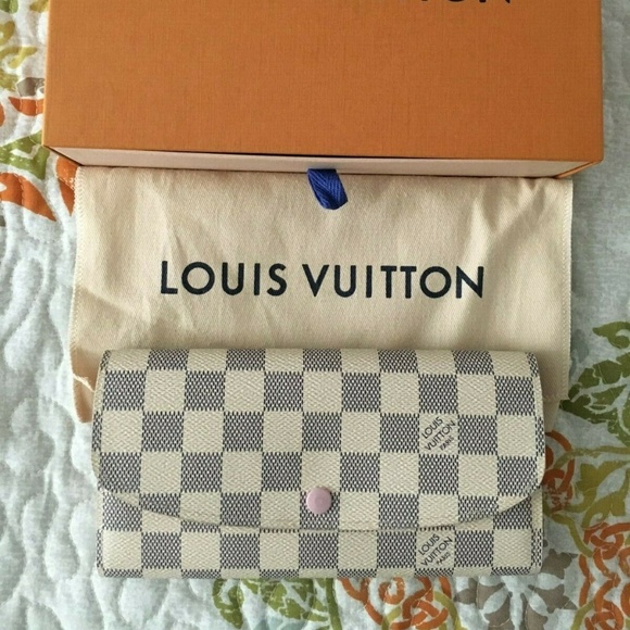 **SOLD** Louis Vuitton EMILIE WALLET Damier Azur - Picture 1 of 8
